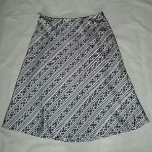 White House Black Market Skirt Size 4
